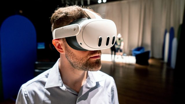Hands-on: Quest 3 is an Impressive Leap That’s Still Held Back by Software Struggles