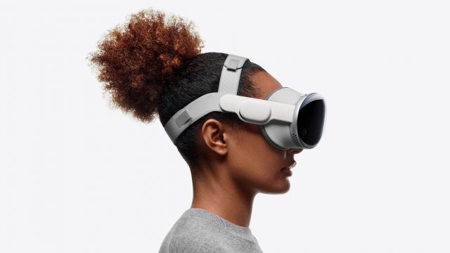 Apple Reveals Alternate Headstrap That Will Ship With Vision Pro