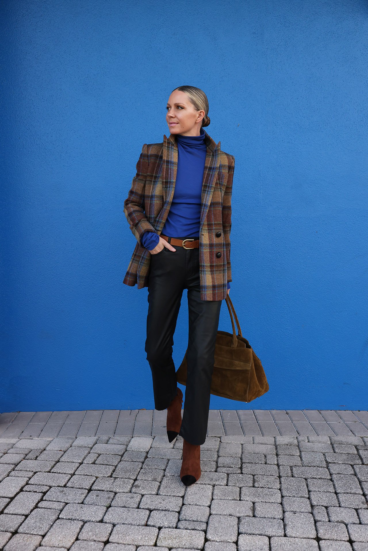 FIVE FUNDAMENTAL FALL OUTFITS